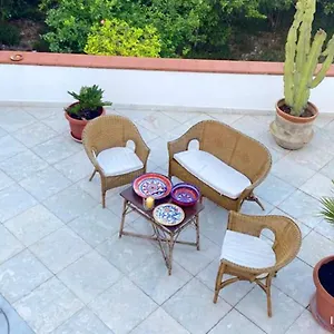 Affittacamere Il Cactus: Piccola Oasi In Paese, Favignana